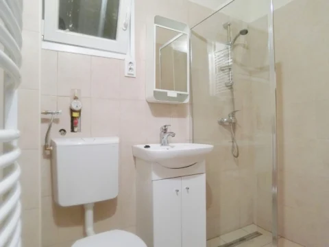 Renovated and furnished 5-bedroom apartment FOR SALE in district VII.