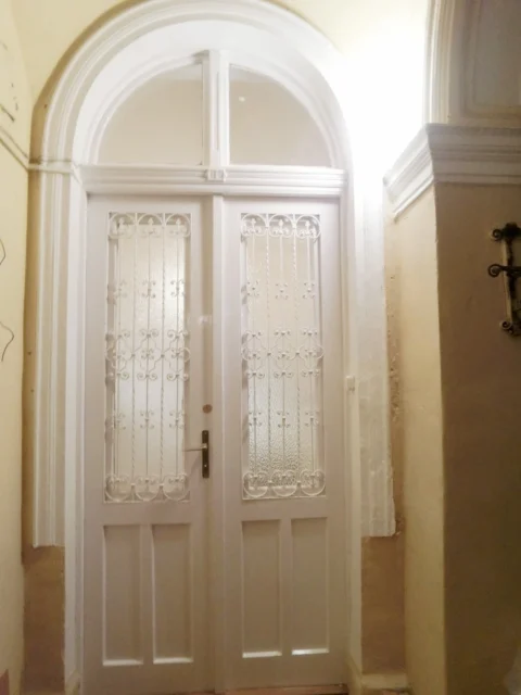 Renovated and furnished 5-bedroom apartment FOR SALE in district VII.