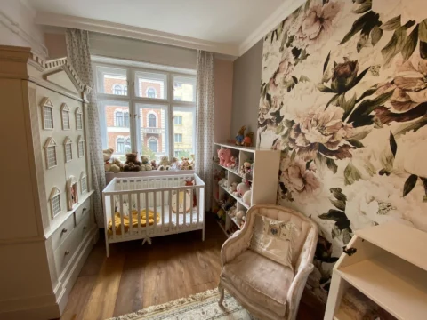 Spacious 4 Room Apartment for Rent in Damjanich street