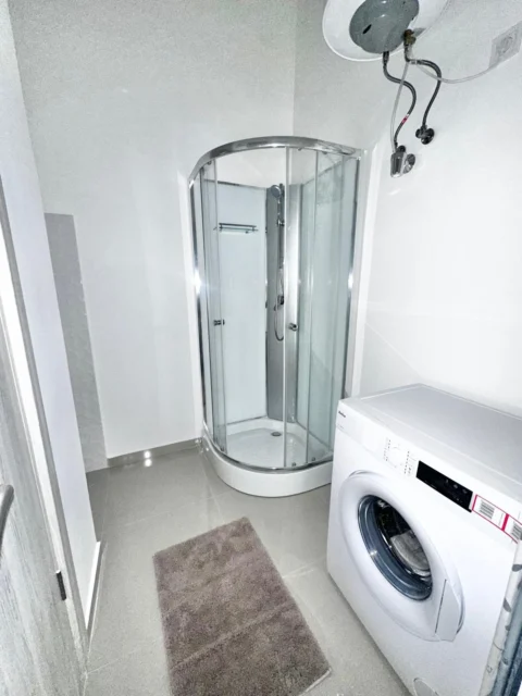Fully Renovated Studio for rent in Tömő street – close to Semmelweis University