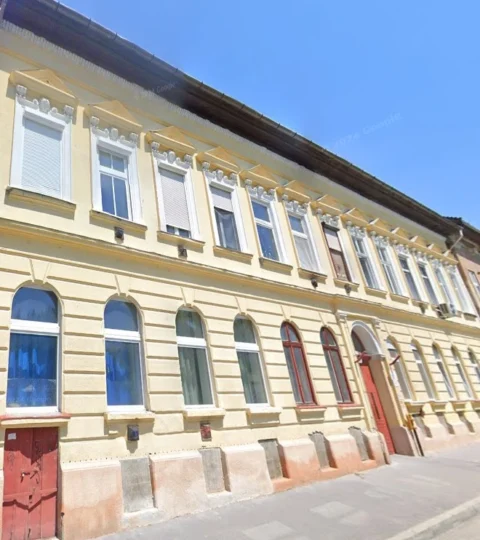 Fully Renovated Studio for rent in Tömő street – close to Semmelweis University