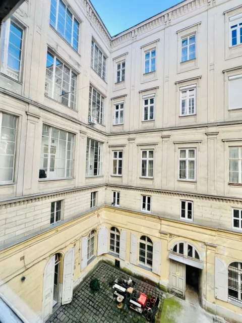 Classical, spacious one-bedroom apartment for SALE in downtown district V.