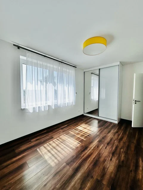 Newly built 3-bedroom FOR RENT in Sasad Resort Residencein Virágkertész street