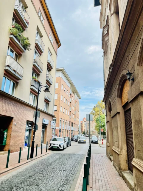 Bright One-bedroom Apartment for SALE in FUTÓ street – close to CORVIN Promenade
