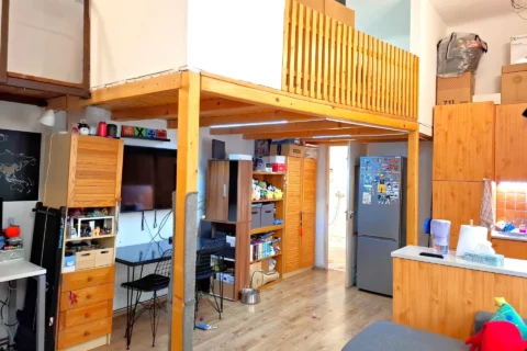 Furnished studio flat FOR SALE next to Orczy tér