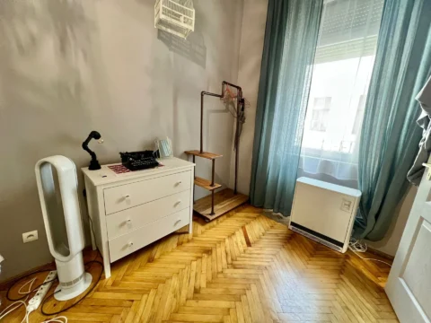 Furnished one-bedroom for SALE next to Wesselényi street