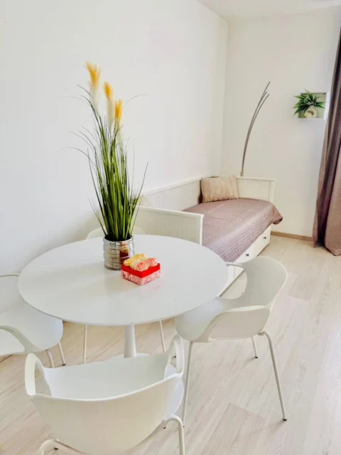 Új építésű, bútorozott garzon lakás ELADÓ a Young City Épületben