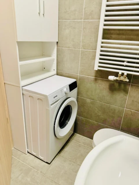 Új építésű, bútorozott garzon lakás ELADÓ a Young City Épületben