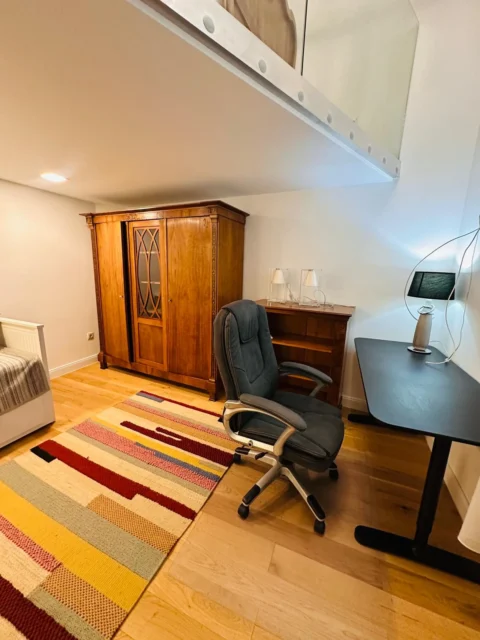 Stylish 2-Bedroom Apartment for Rent in Downtown – Papnövelde Street