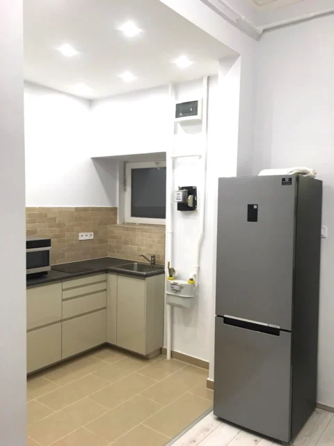  Stylish Renovated One-bedroom property FOR SALE with storage