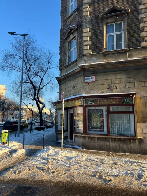 Commercial Property for Sale in Budapest next to Nagyvárad square