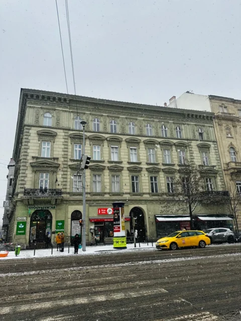 Luxury 2 Bedroom Apartment for Rent on Bajcsy-Zsilinszky Road