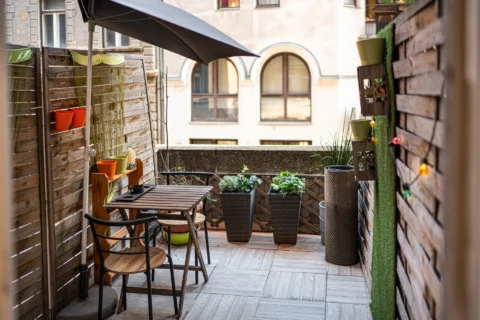 Renovated  Studio apartment for Rent in Dessewffy street – close to Nyugati Realway station