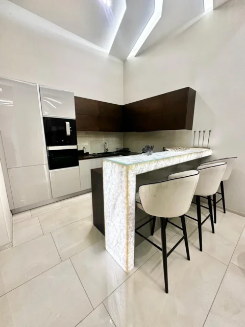 Luxury 2 Bedroom Apartment for Rent in Nagymező street