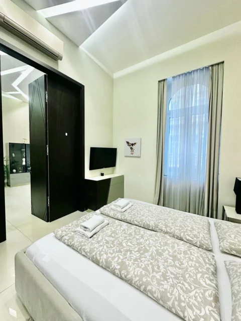 Luxury 2 Bedroom Apartment for Rent in Nagymező street