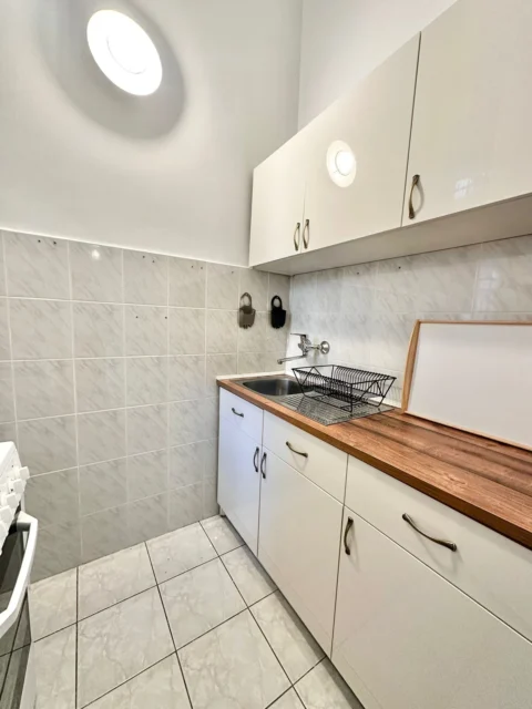 Cozy Apartment for Rent in Damjanich street with nice view