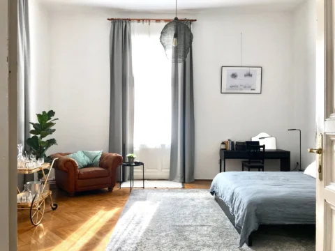 Fully Renovated 2 Bedroom 2 Bathroom Apartment for Rent in Rózsa street