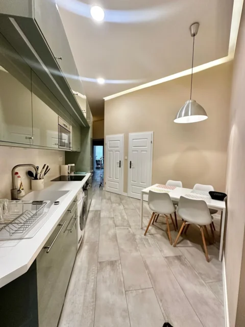 Stylish One-bedroom Apartment for Rent in Ráday street