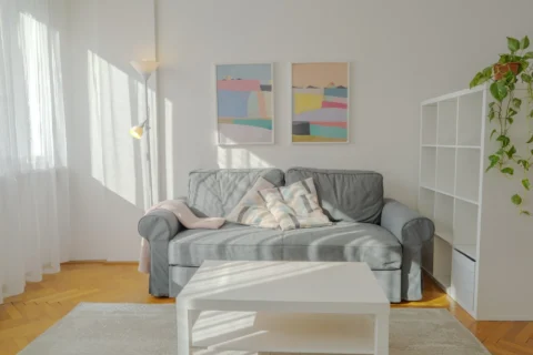 Renovated  Studio apartment for rent in Galamb street- close to Danube Bank