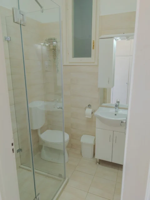 Renovated  Studio apartment for rent in Galamb street- close to Danube Bank