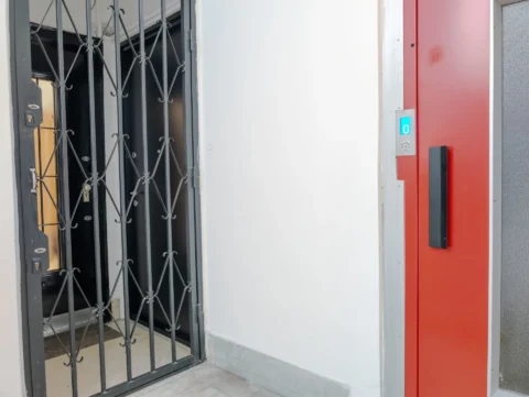 Renovated  Studio apartment for rent in Galamb street- close to Danube Bank