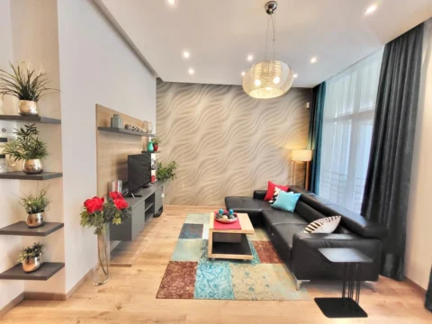 Rent in Ó Street – a Renovated Premium Apartment with Balcony in the Heart of the City