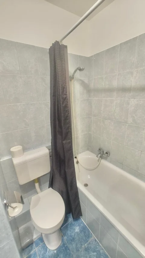 Nice Studio Apartment for Rent in Víg street