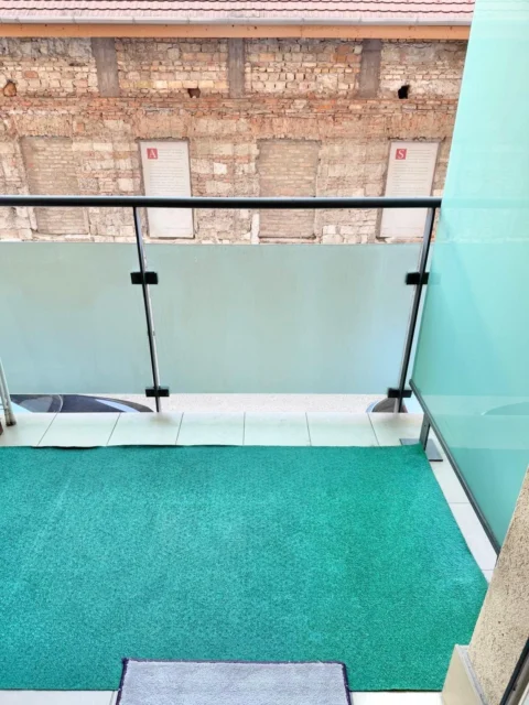 Newly Built One-bedroom Apartment for Rent near Corvin Promeande with Balcony in Nagy Templom street Premier House