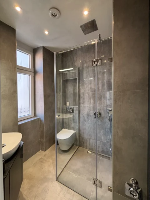 Stylish One-bedroom Apartment for Rent in István street close to City Park