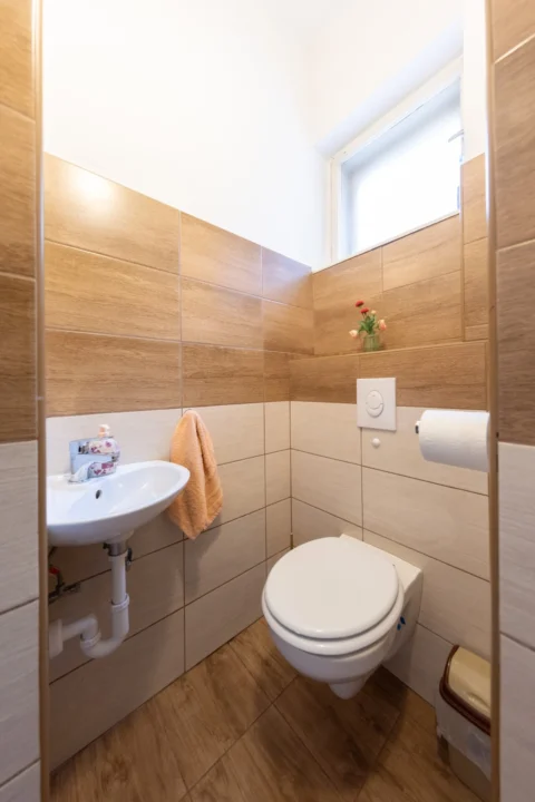 Felújított családi ház kerttel ELADÓ