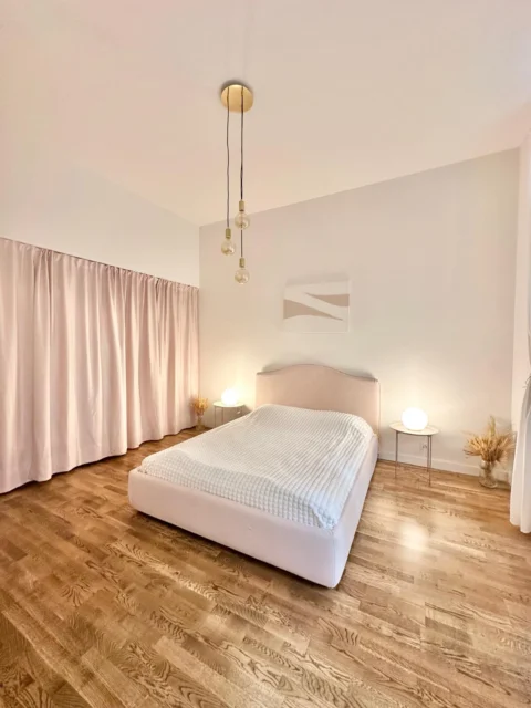 Stylish One-Bedroom Apartment for Rent in Régi posta Street – Downtown