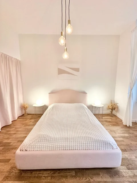 Stylish One-Bedroom Apartment for Rent in Régi posta Street – Downtown