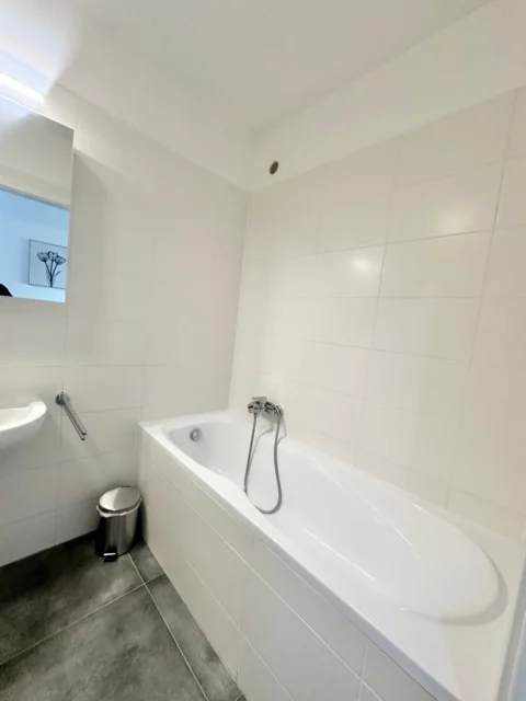 Newly Built PANORAMIC One-bedroom flat for Rent in Tömő street-  close to CORVIN and SEMMELWES