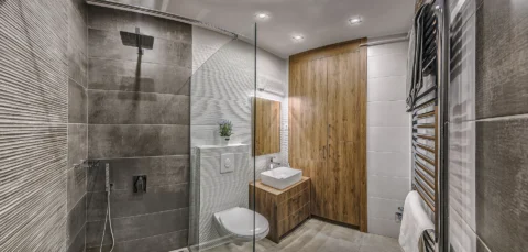 Renovated 2-bedroom Apartment for Rent in Katona József street|