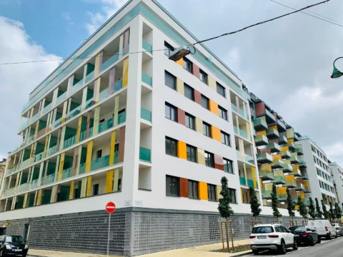 Newly Built 2-bedroom Apartment for Rent in Balázs Béla street  – Universo Building with Balcony