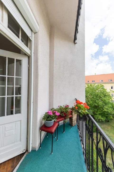 Classical 3-bedroom apartment for sale in the heart of the city