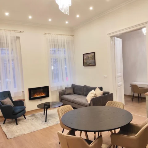 Nice 2 Bedroom Apartment for Rent in Váci road facing Westend City Center