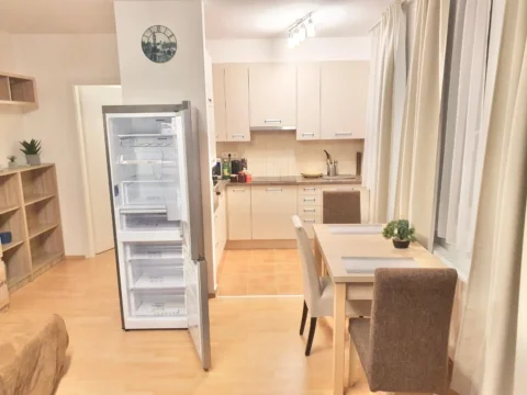 Newly Built One-bedroom Apartment in Garay street – close to Keleti Realway station and City Park