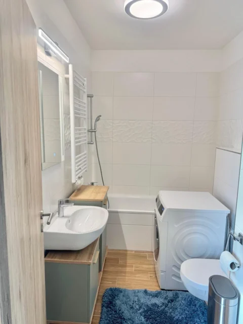 Newly Built 2-bedroom Apartment for Rent in Balázs Béla street  – Universo Building with Balcony