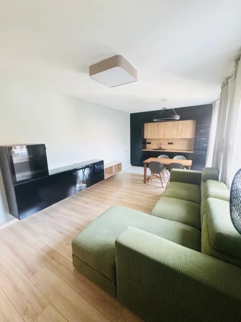 Newly Built 2-bedroom Apartment for Rent in Balázs Béla street  – Universo Building with Balcony