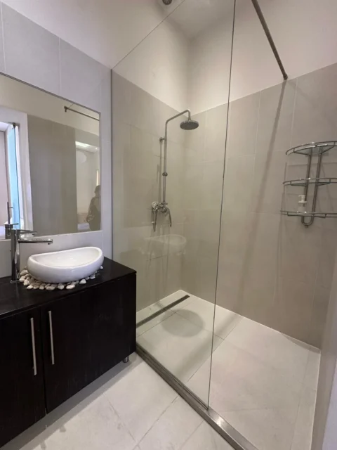 Luxury 3 Bedroom Apartment for Rent in Paulay Ede street