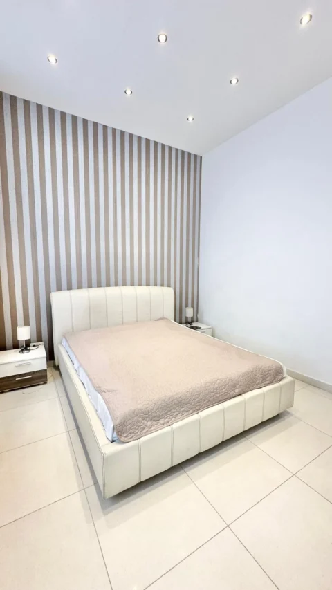 Luxury 3 Bedroom Apartment for Rent in Paulay Ede street