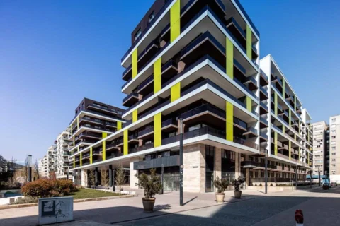 Newly Built One-bedroom Apartment for Rent in Corvin Atrium building with  Balcony