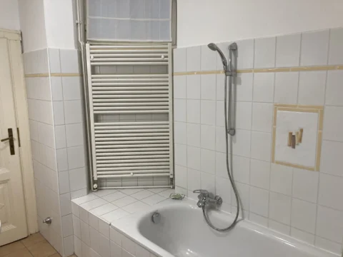 Cozy Studio apartment for Rent next Deák Ferenc square – at Erzsébet square