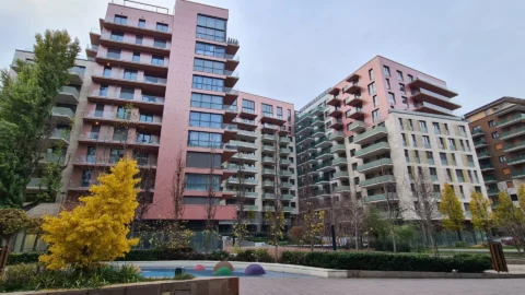 Newly Built One-bedroom Apartment for Rent in CORVIN Grand with Balcony