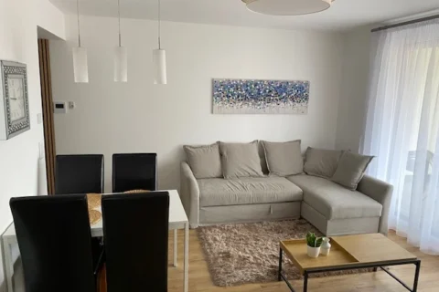 Modern, új építésű, egy hálószobás, penthouse stílusú lakás kiadó az Angyalföldi utcában – 13. kerület,