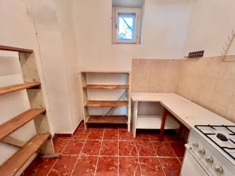 3-bedroom family house with half hectare land within 30 minutes from Budapest