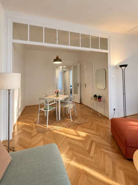 Stylish 2 bedroom Apartment for Rent in Lónyay street – near to Kálvin square