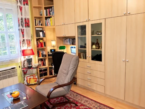 Studio Apartment for Rent in Haller street