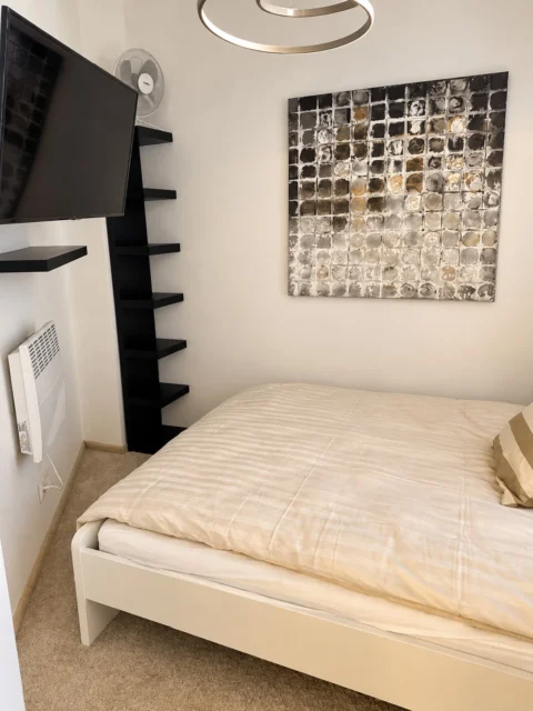 Luxury One-bedroom Apartment for Rent in Rózsa street –  close to Oktogon